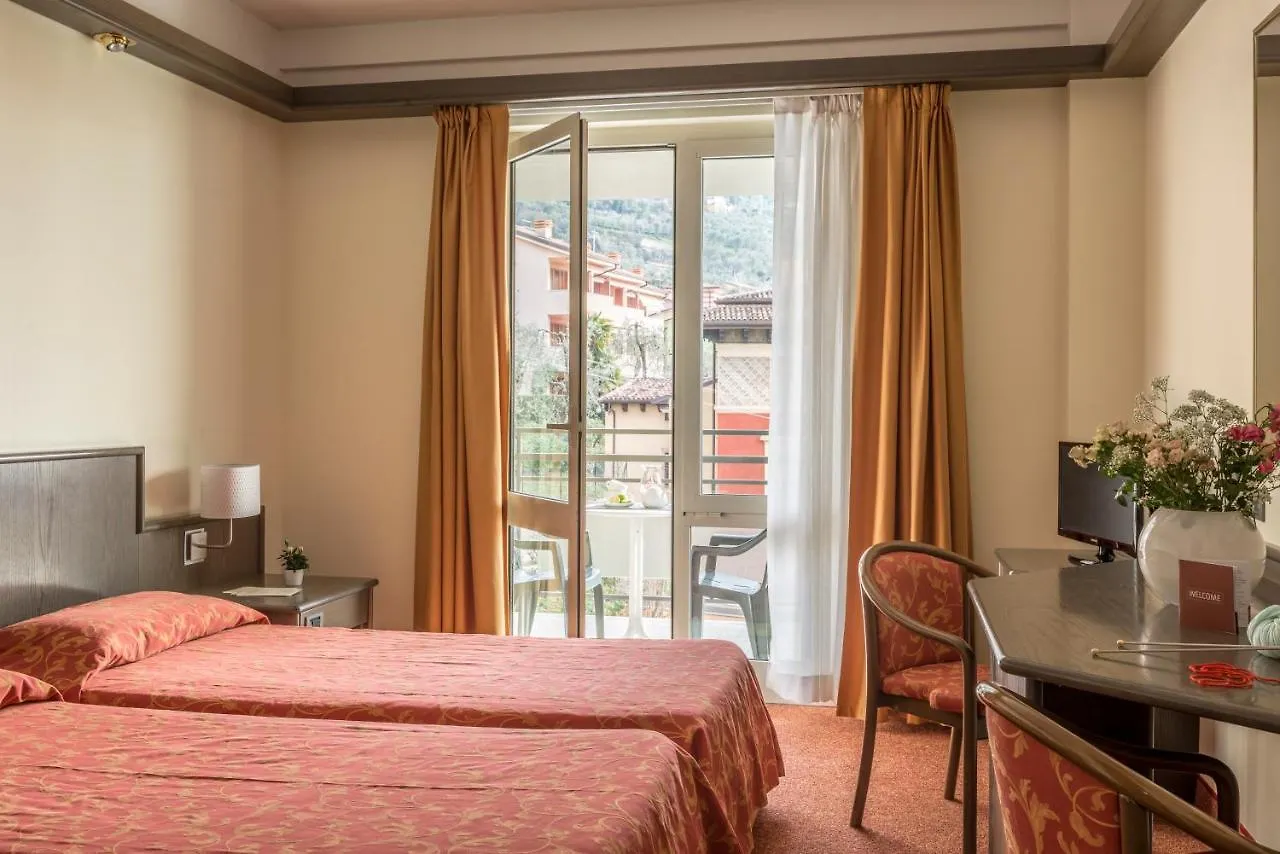 Hotel Drago - Garda Lake Collection Brenzone